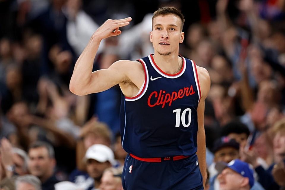 开云体育-交易截止日前,他必被送走!博格丹成保罗后快船最想送走之人