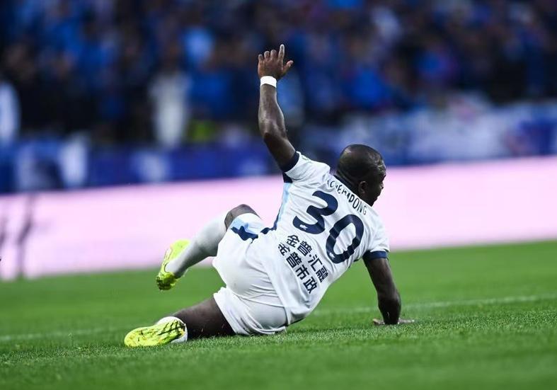 开云体育-中超第2轮大预测:京鲁战平!蓉城两连胜 大连首胜!铜梁龙赢铁人